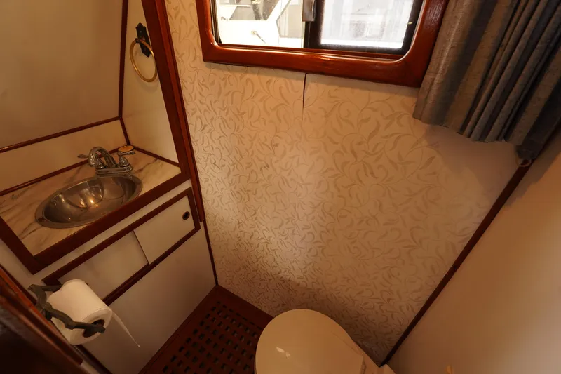 Osprey Yacht Photos Pics 