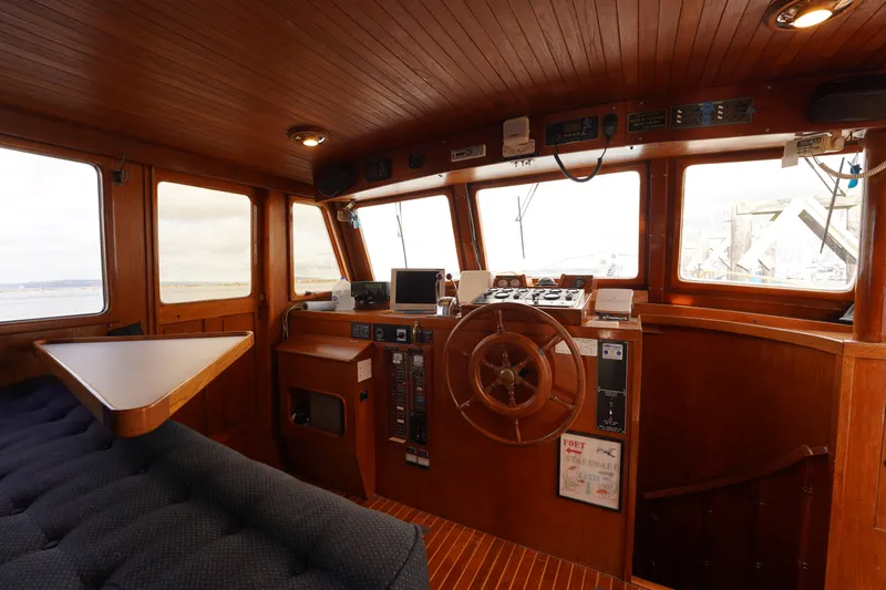 Osprey Yacht Photos Pics 