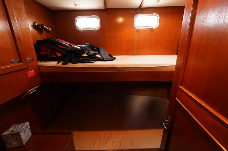 Osprey Yacht Photos Pics 