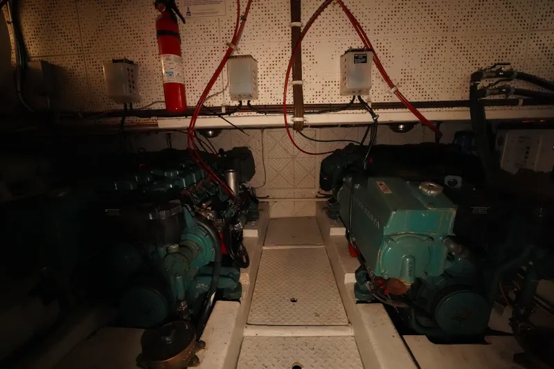 Osprey Yacht Photos Pics 