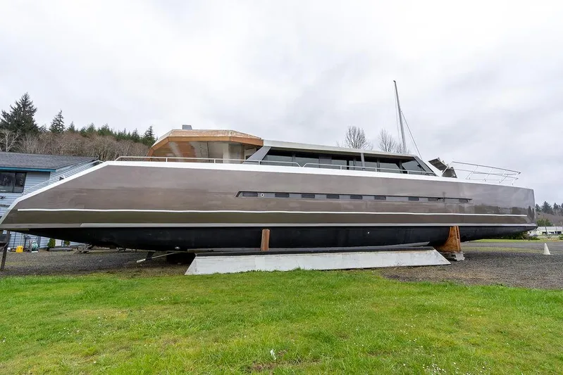 Mai Cat Yacht Photos Pics 