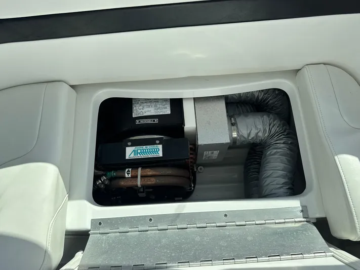 Love Shact Yacht Photos Pics Formula 37 PC, Formula, SeaRay, Regal, Cobalt, REV Yacht Sales, Boats For Sale&nbsp;