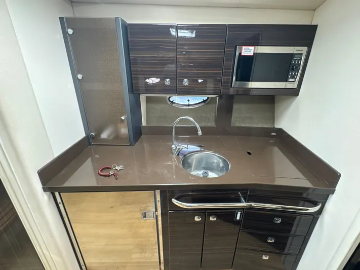 Love Shact Yacht Photos Pics Formula 37 PC, Formula, SeaRay, Regal, Cobalt, REV Yacht Sales, Boats For Sale&nbsp;