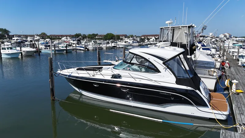 Love Shact Yacht Photos Pics Formula 37 PC, Formula, SeaRay, Regal, Cobalt, REV Yacht Sales, Boats For Sale&nbsp;