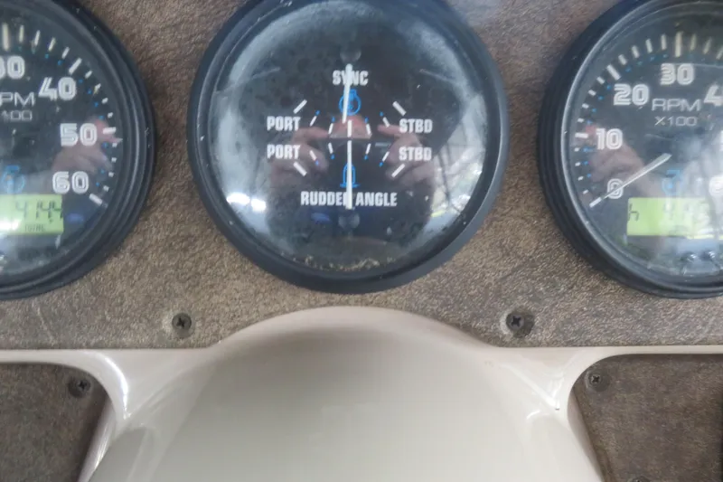 38 Special Yacht Photos Pics 2006 Carver 38 Super Sport dashboard with RPM and rudder angle gauges.