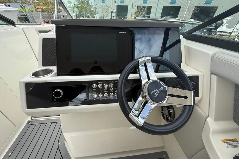  Yacht Photos Pics 2020 Sea Ray SLX 350 Outboard helm with modern controls and steering wheel.