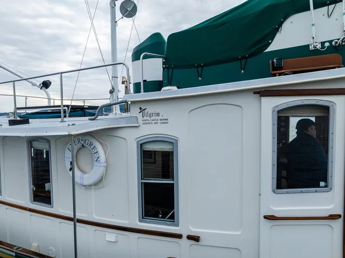 Evergreen Yacht Photos Pics 