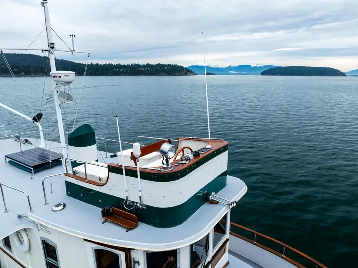 Evergreen Yacht Photos Pics 