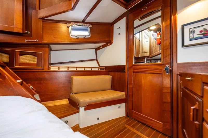 Evergreen Yacht Photos Pics 