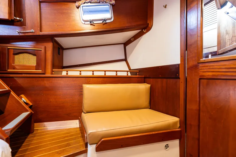 Evergreen Yacht Photos Pics 