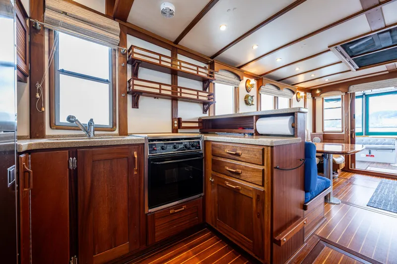 Evergreen Yacht Photos Pics 