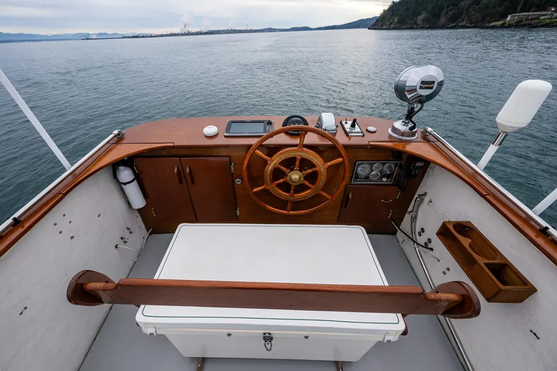 Evergreen Yacht Photos Pics 