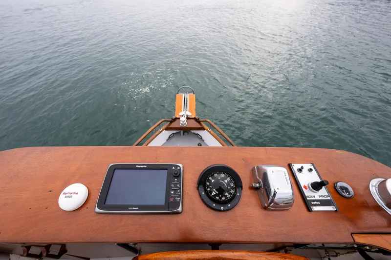 Evergreen Yacht Photos Pics 