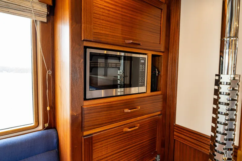 Evergreen Yacht Photos Pics 