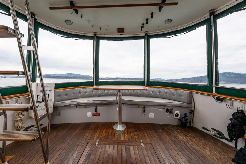 Evergreen Yacht Photos Pics 