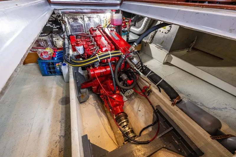 Evergreen Yacht Photos Pics 