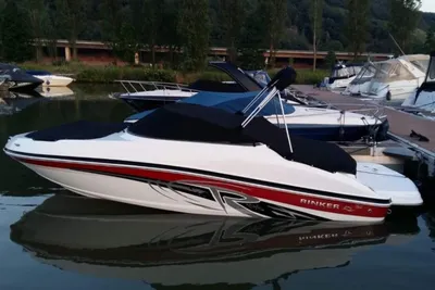 2013 Rinker Captiva 196 BR