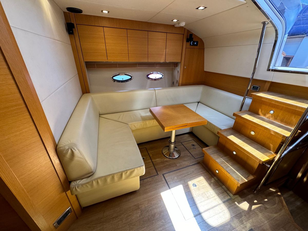 2013 Sunseeker 48 