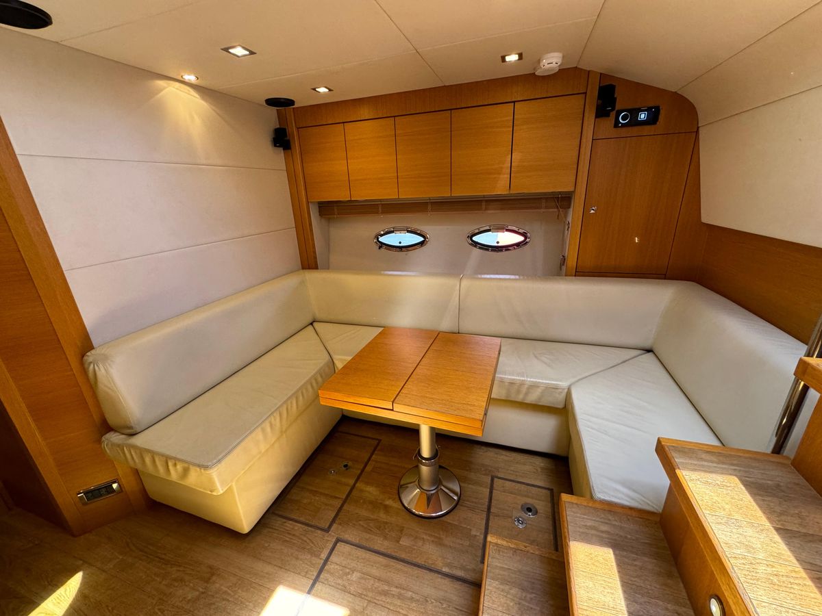 2013 Sunseeker 48 