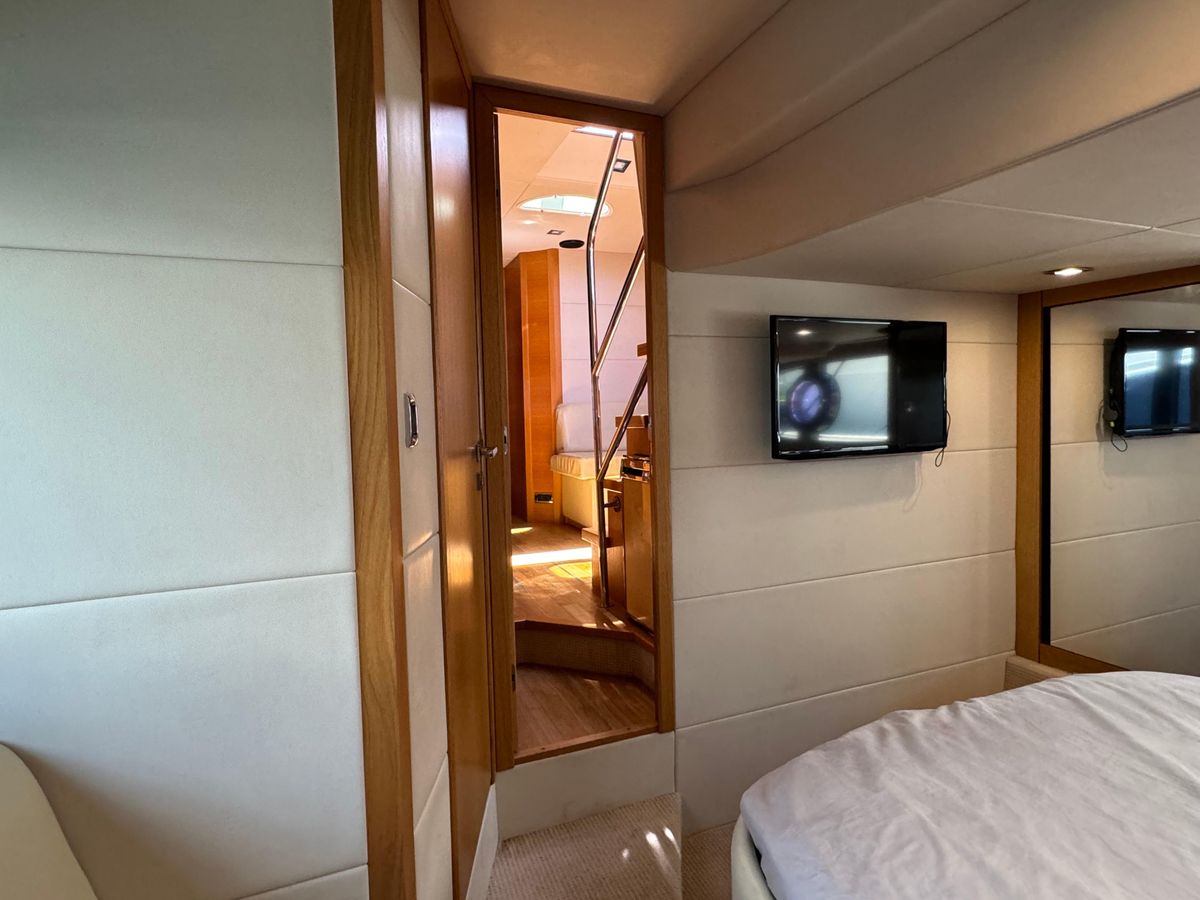 2013 Sunseeker 48 