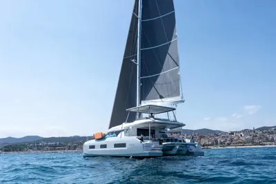 Lagoon 55