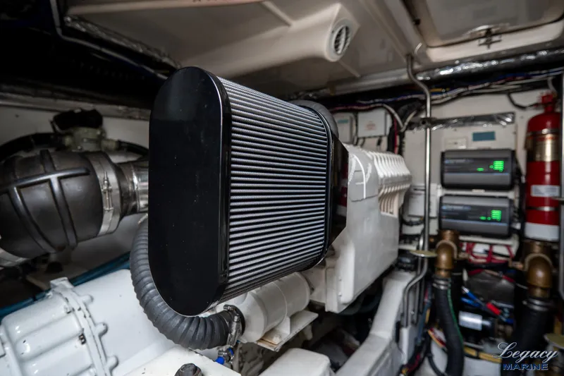 Legacy Yacht Photos Pics 