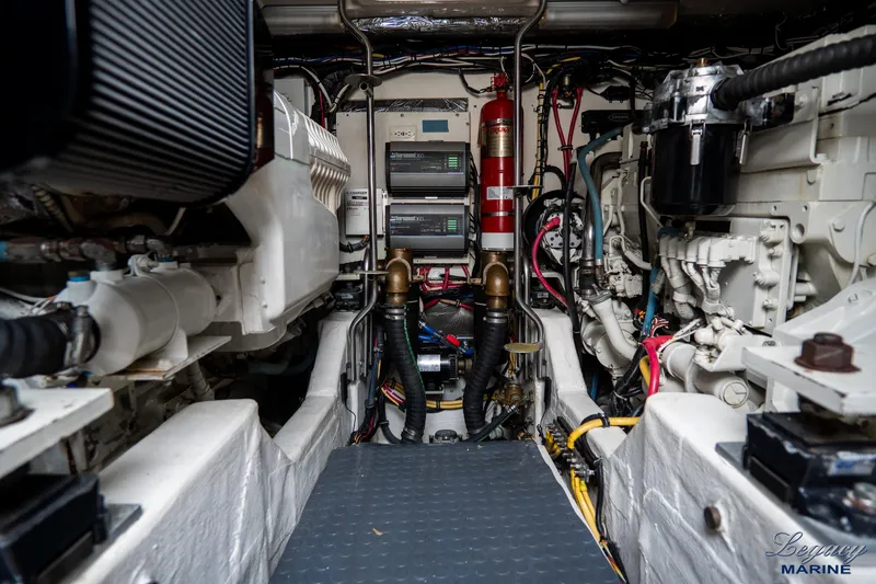 Legacy Yacht Photos Pics 