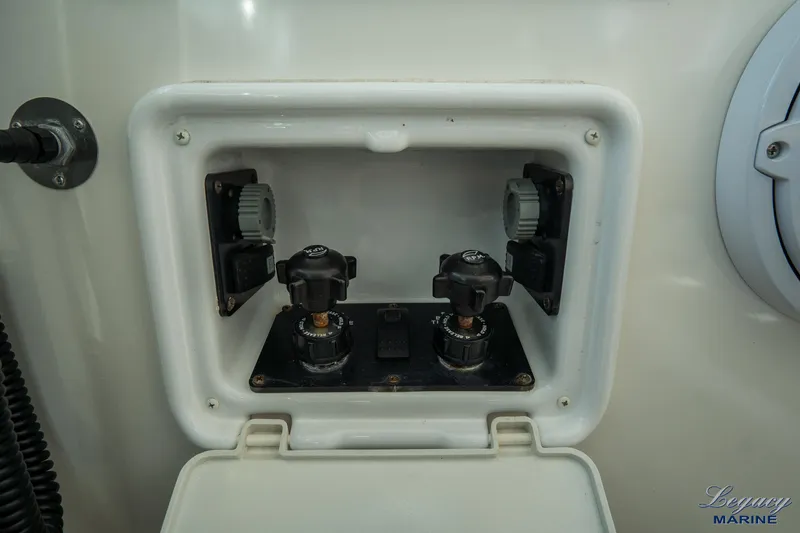 Legacy Yacht Photos Pics 