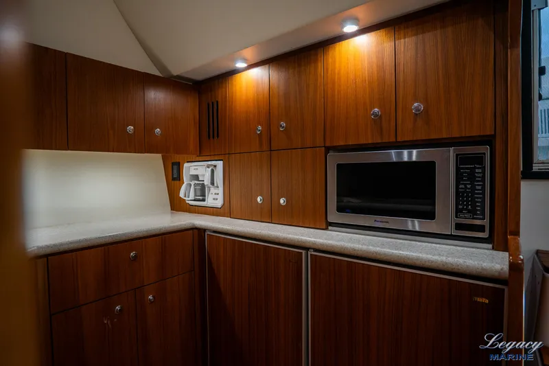 Legacy Yacht Photos Pics 