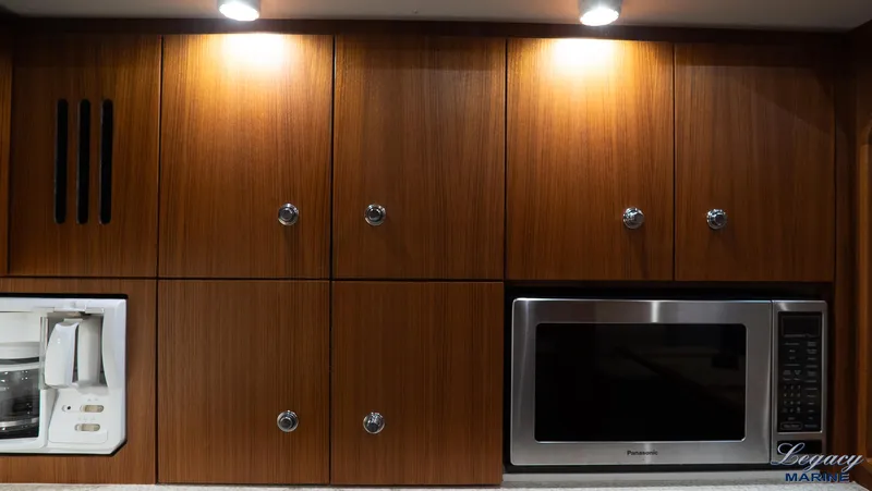 Legacy Yacht Photos Pics 