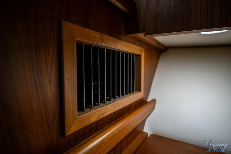 Legacy Yacht Photos Pics 