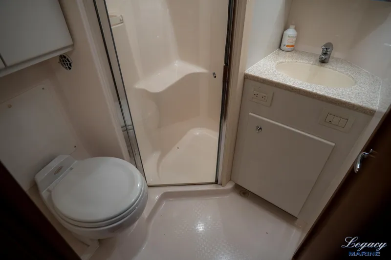 Legacy Yacht Photos Pics 