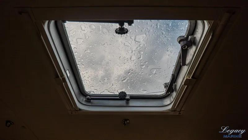 Legacy Yacht Photos Pics 