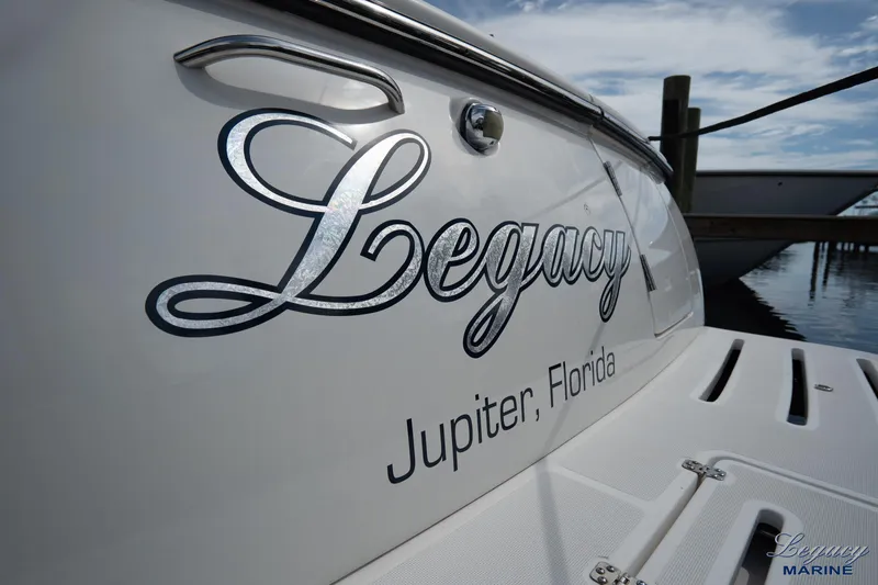 Legacy Yacht Photos Pics 