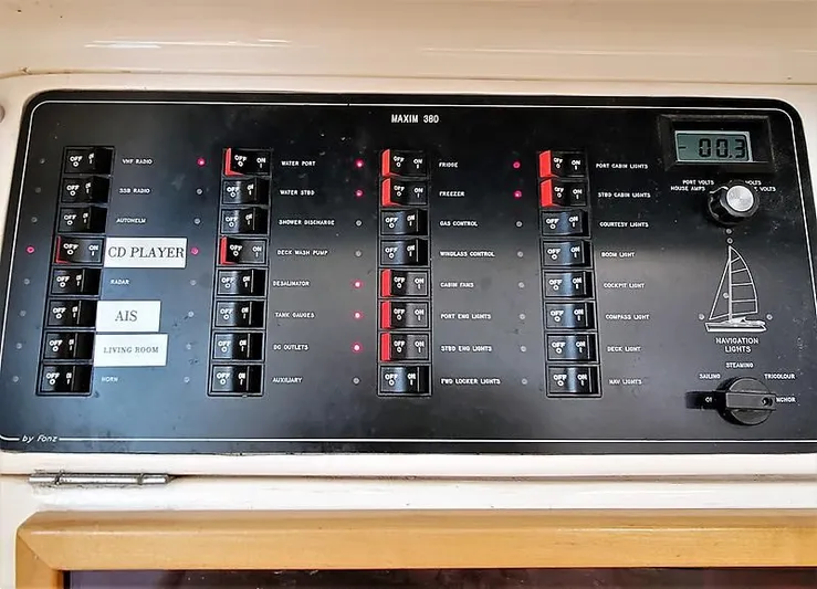 Blue Shadows Yacht Photos Pics 