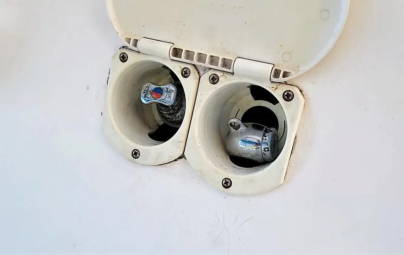 Blue Shadows Yacht Photos Pics 