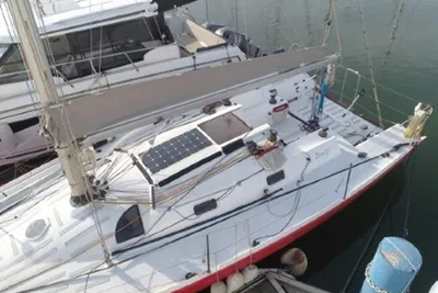 2005 3C Composites Bongo 9.60