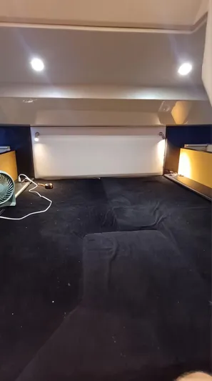 Jessica Yacht Photos Pics Interior cabin of 2009 Sessa Marine Key Largo 36 with modern lighting.