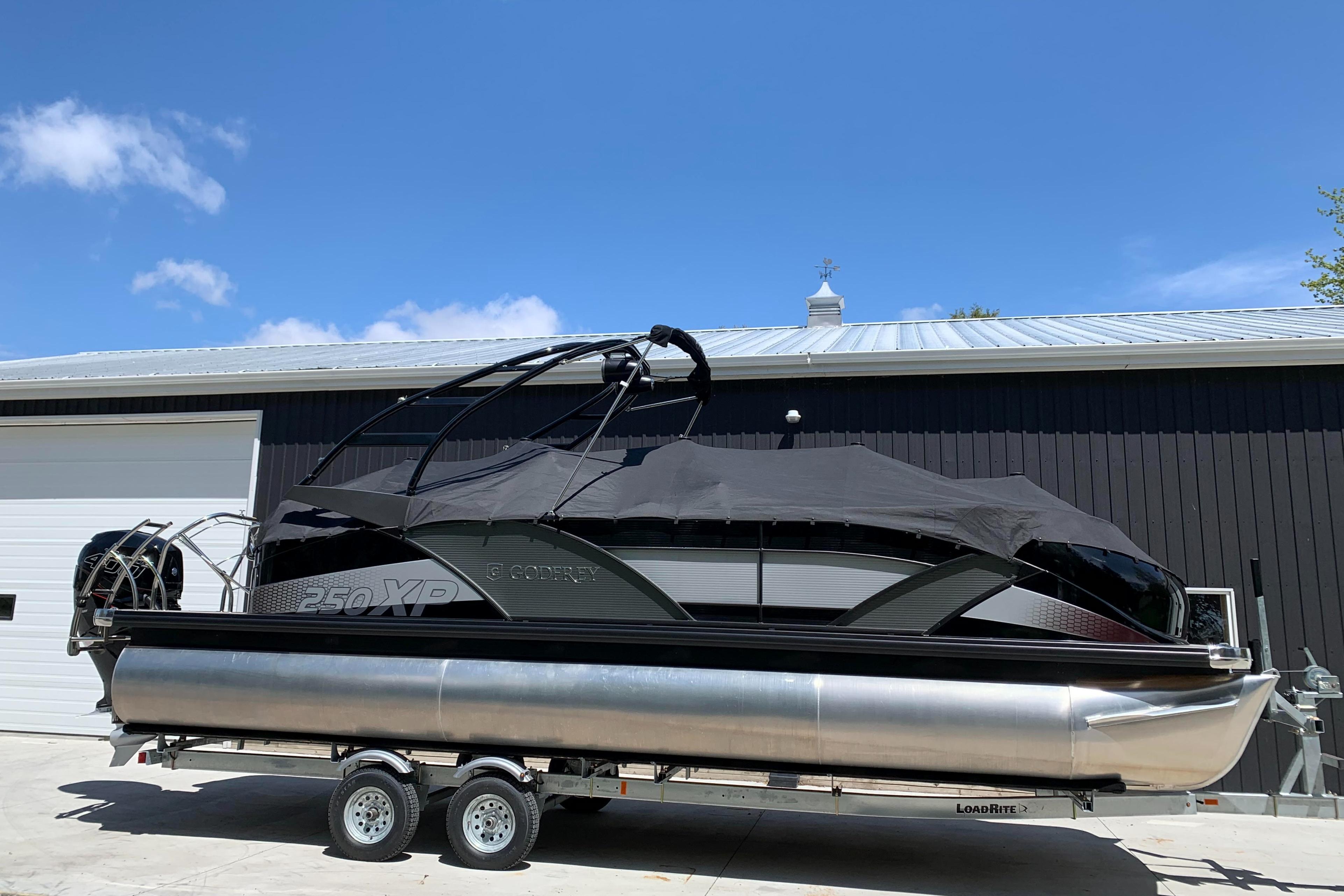 2020 Godfrey Aqua Patio 250 XP Pontoon Boat for sale YachtWorld