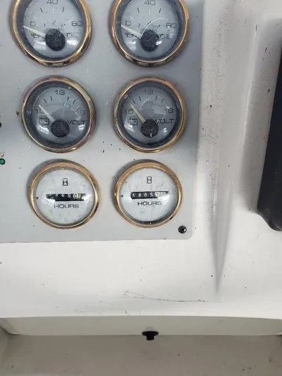  Yacht Photos Pics Dashboard gauges of a 2000 Bluewater Yachts 5200 Millenium boat.