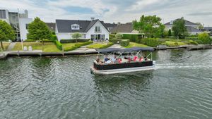 2023 Rebel 750 Sunny Pontoon inclusief Honda BF100 LRTU