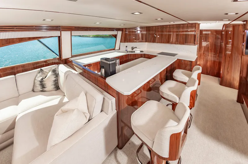 Mercenaria Yacht Photos Pics 