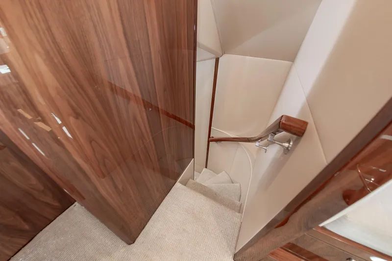 Mercenaria Yacht Photos Pics 