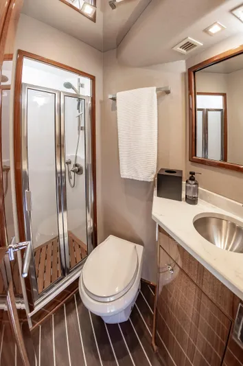 Mercenaria Yacht Photos Pics 