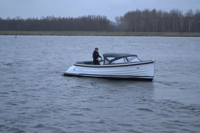 2025 Waterspoor 717Outboard