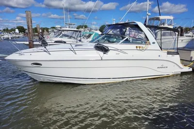 Rinker 300 Express Cruiser