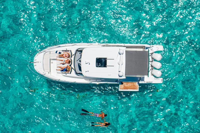  Yacht Photos Pics Manufacturer Provided Image: Manufacturer Provided Image