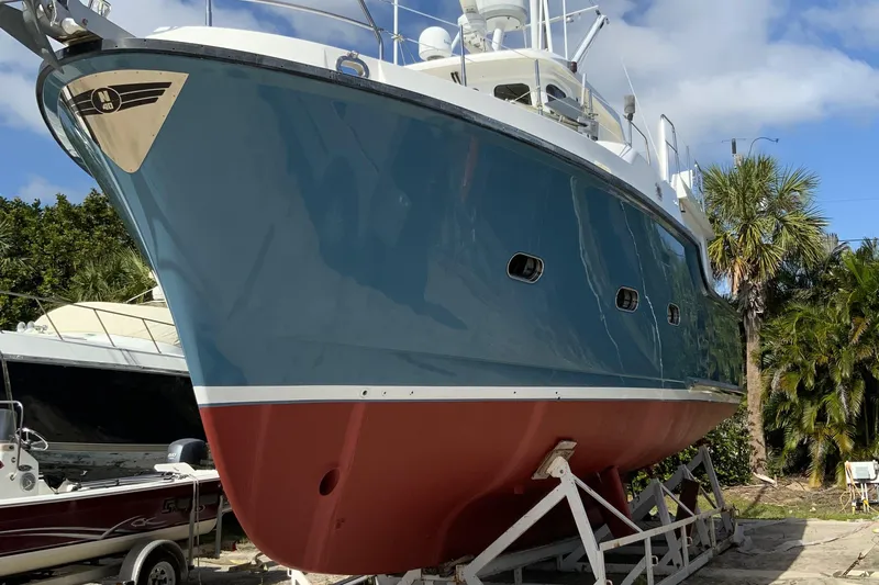 Sandpiper Yacht Photos Pics 