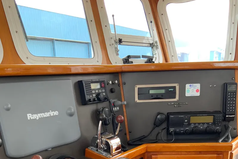 Sandpiper Yacht Photos Pics 