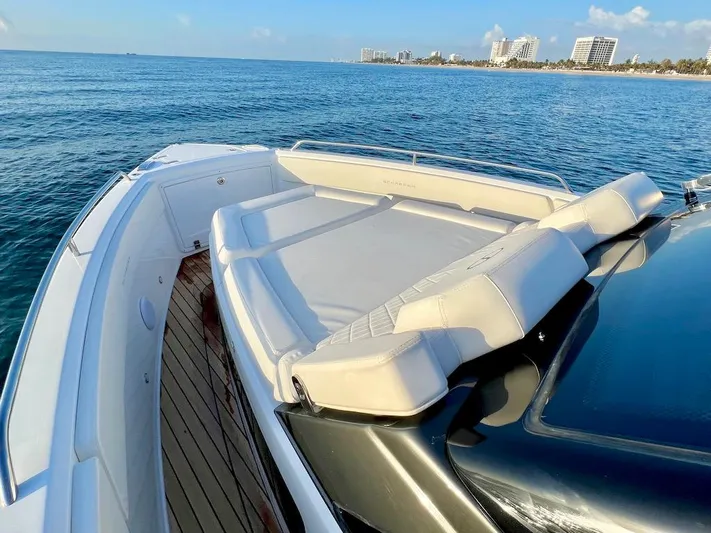  Yacht Photos Pics Manufacturer Provided Image